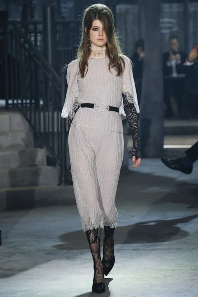 Look 54